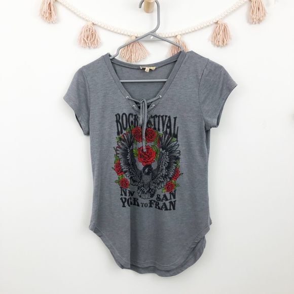 True Craft Tops - True Craft Grey Lace Up Band Tour Graphic Tee Sz S